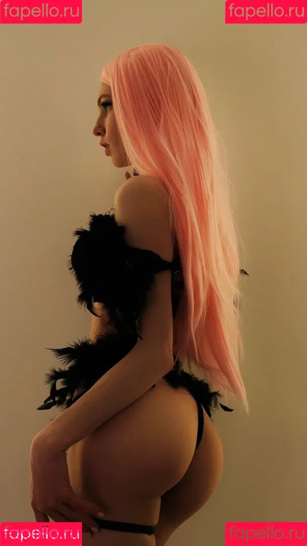 Soly ASMR Onlyfans Photo Gallery 