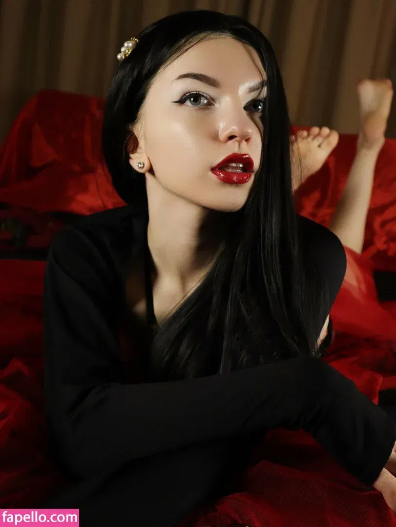 Soly ASMR Onlyfans Photo Gallery 