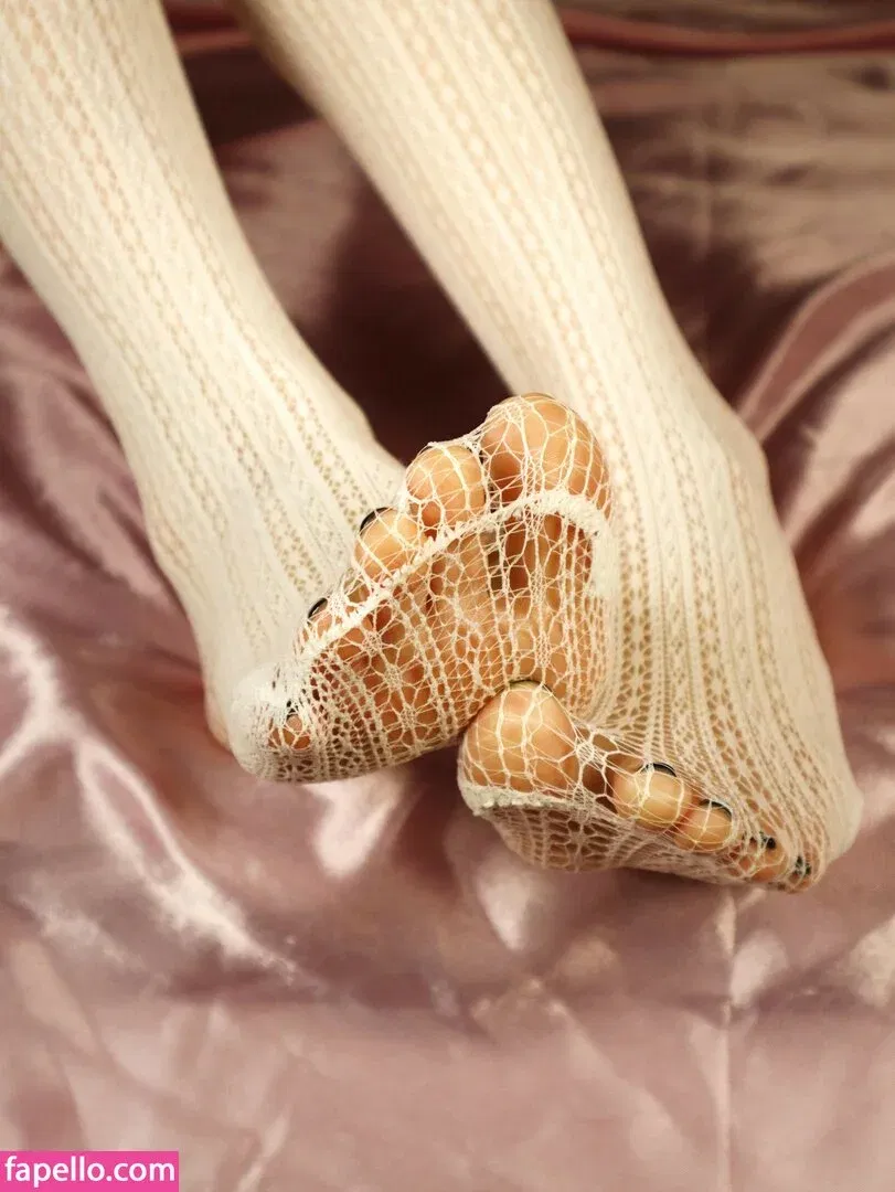 Soly ASMR Onlyfans Photo Gallery 