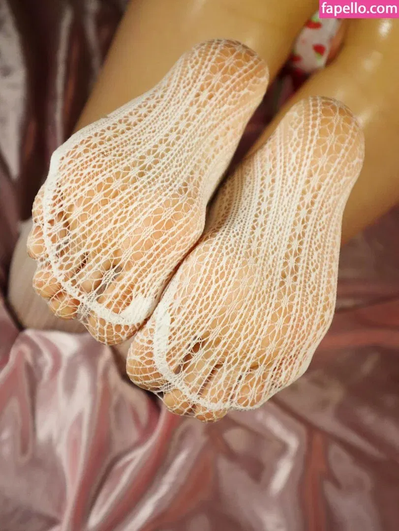 Soly ASMR Onlyfans Photo Gallery 