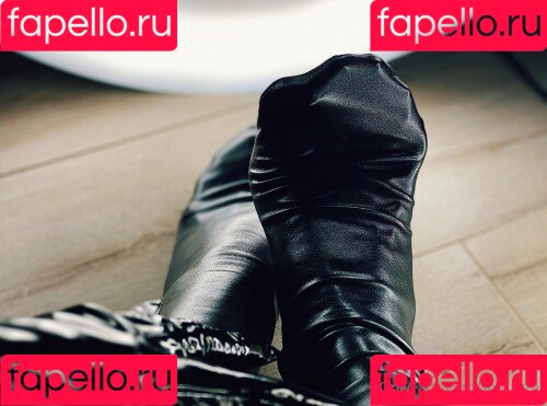 Soly ASMR Onlyfans Photo Gallery 