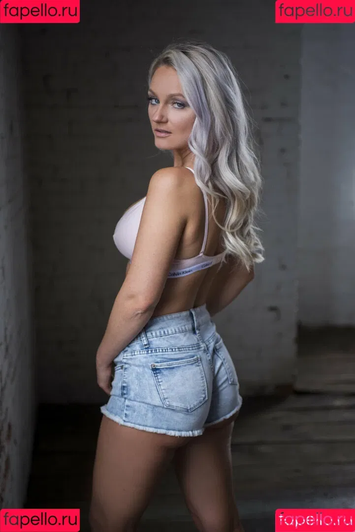 tifnelynn Onlyfans Photo Gallery 
