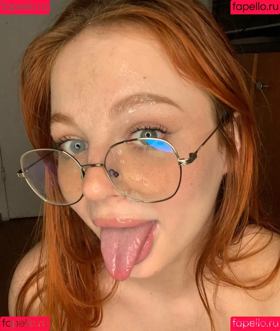 Sonia Red Fox Onlyfans Photo Gallery 