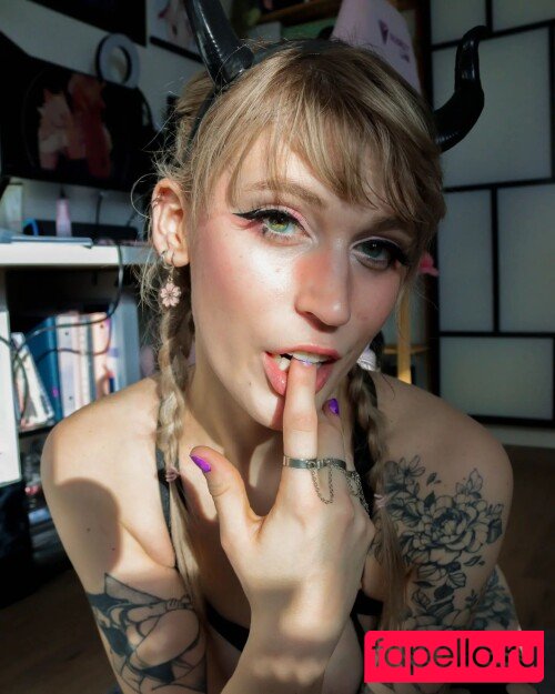 Ninfuneesa Nude Onlyfans Photo 25