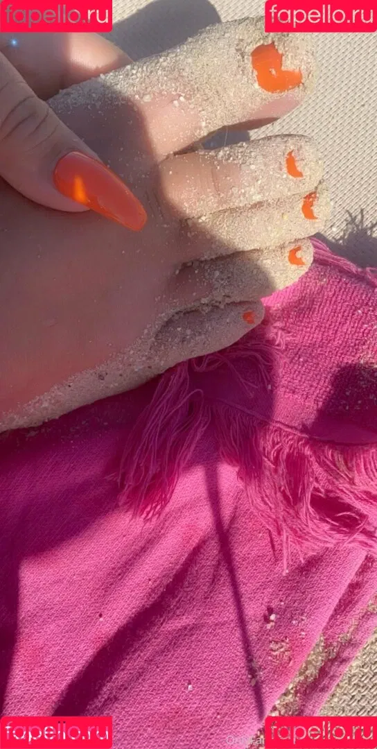 moreofscarlet Onlyfans Photo Gallery 