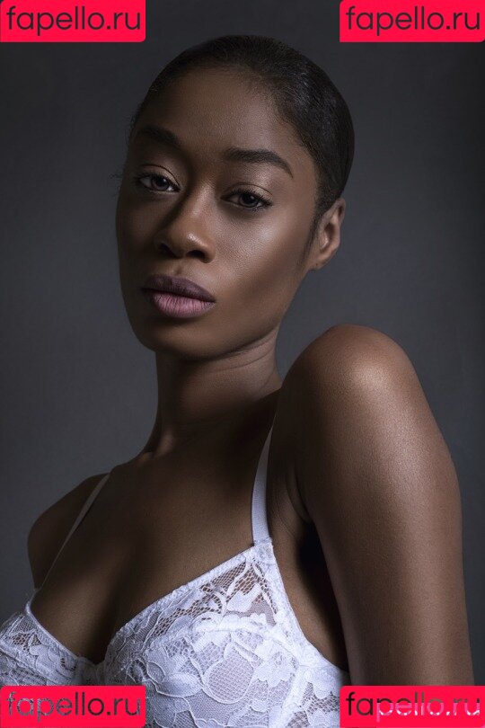 cebrena Onlyfans Photo Gallery 