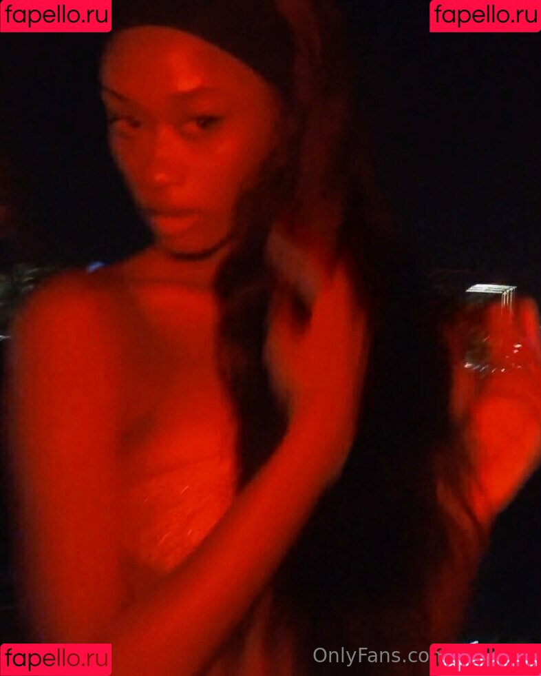 cebrena Onlyfans Photo Gallery 