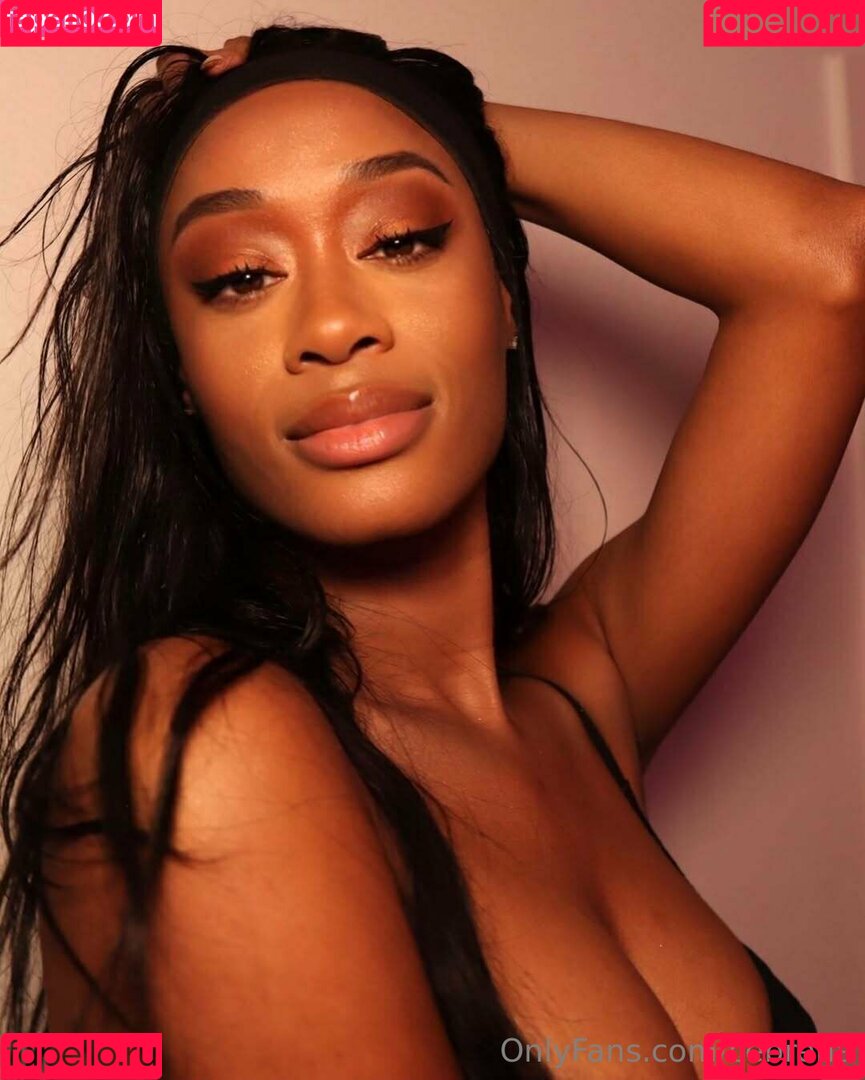 cebrena Onlyfans Photo Gallery 