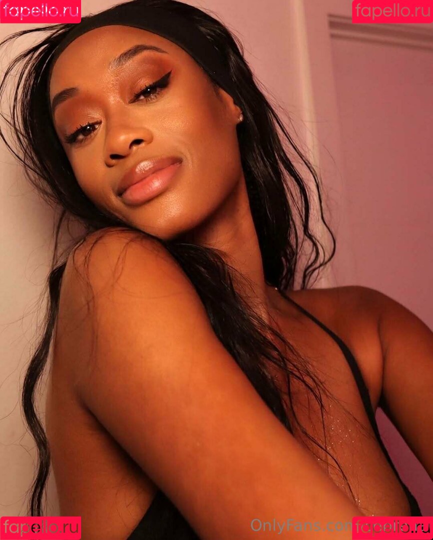 cebrena Onlyfans Photo Gallery 