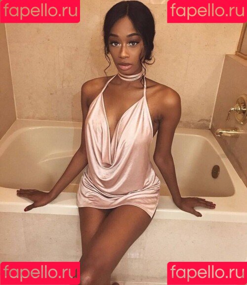 cebrena Onlyfans Photo Gallery 