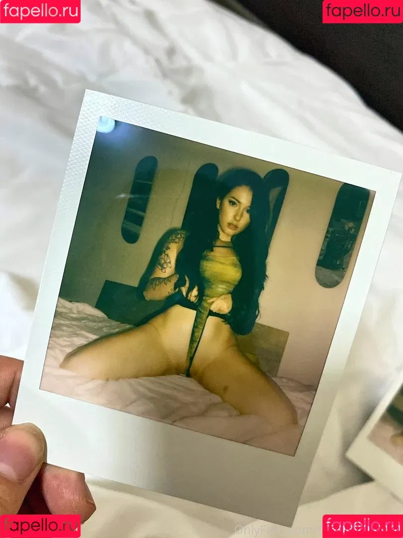 namimamilune Onlyfans Photo Gallery 