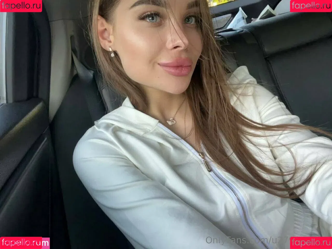 bella_lla Onlyfans Photo Gallery 
