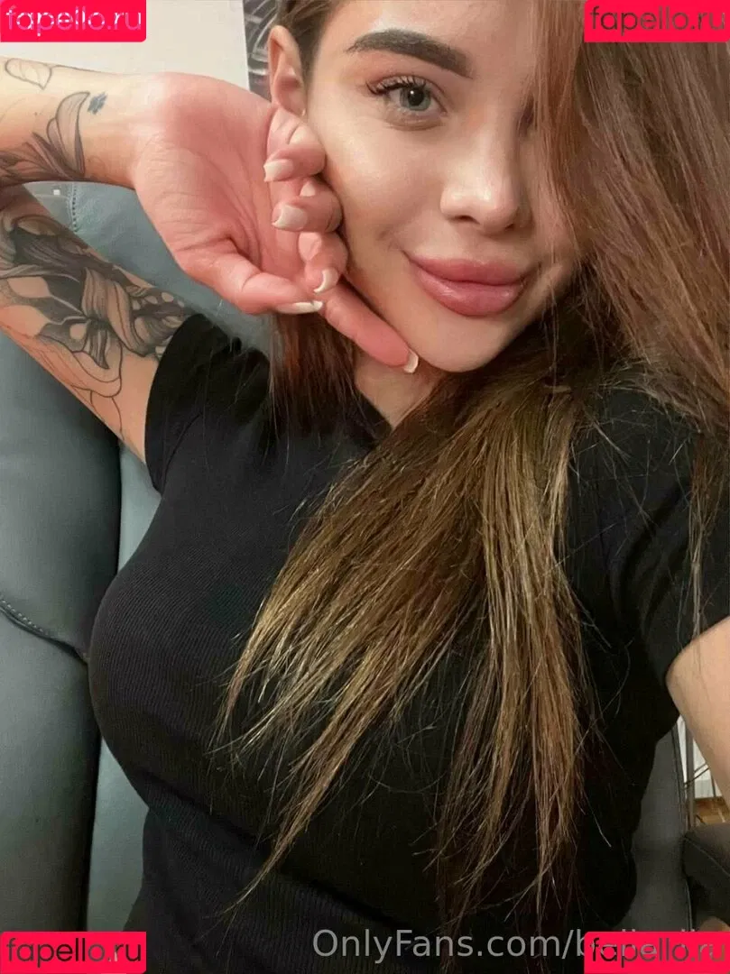 bella_lla Onlyfans Photo Gallery 