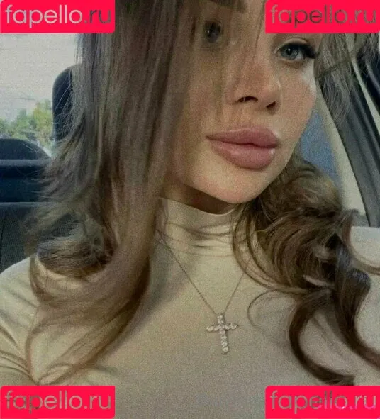 bella_lla Onlyfans Photo Gallery 