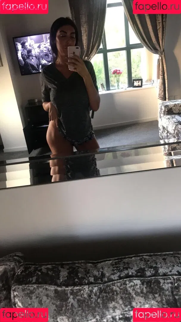 AvaKoxxx Onlyfans Photo Gallery 