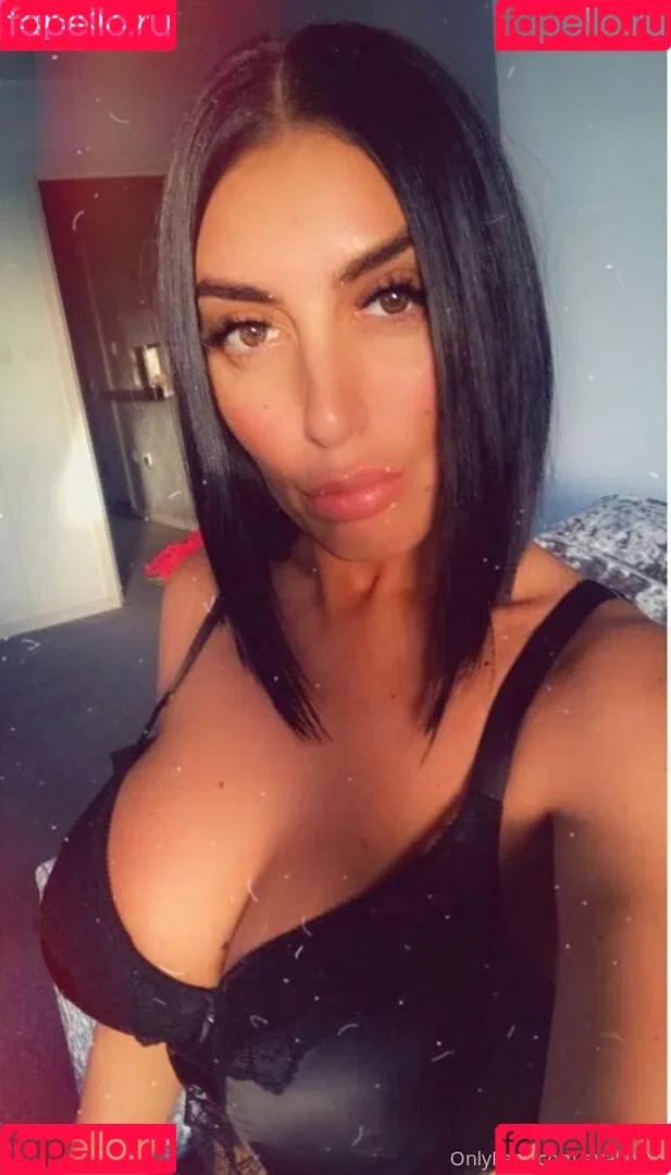 AvaKoxxx Onlyfans Photo Gallery 