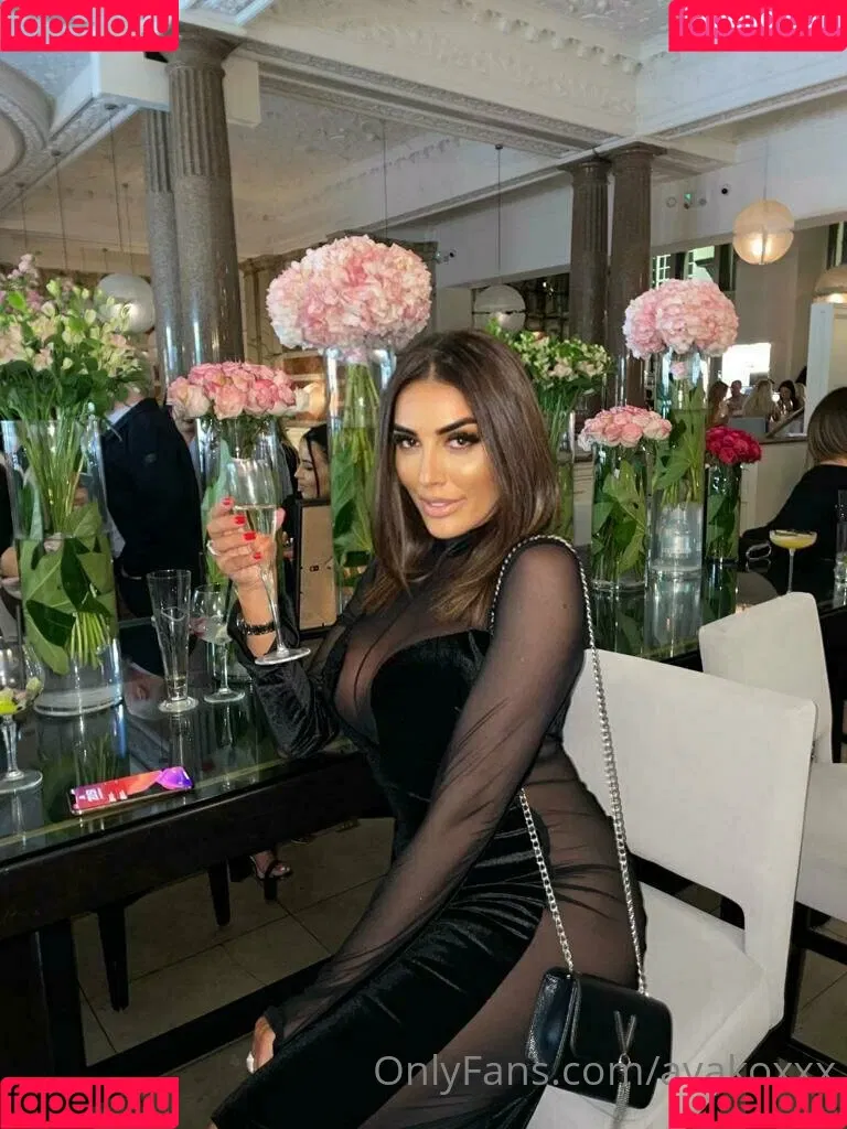 AvaKoxxx Onlyfans Photo Gallery 