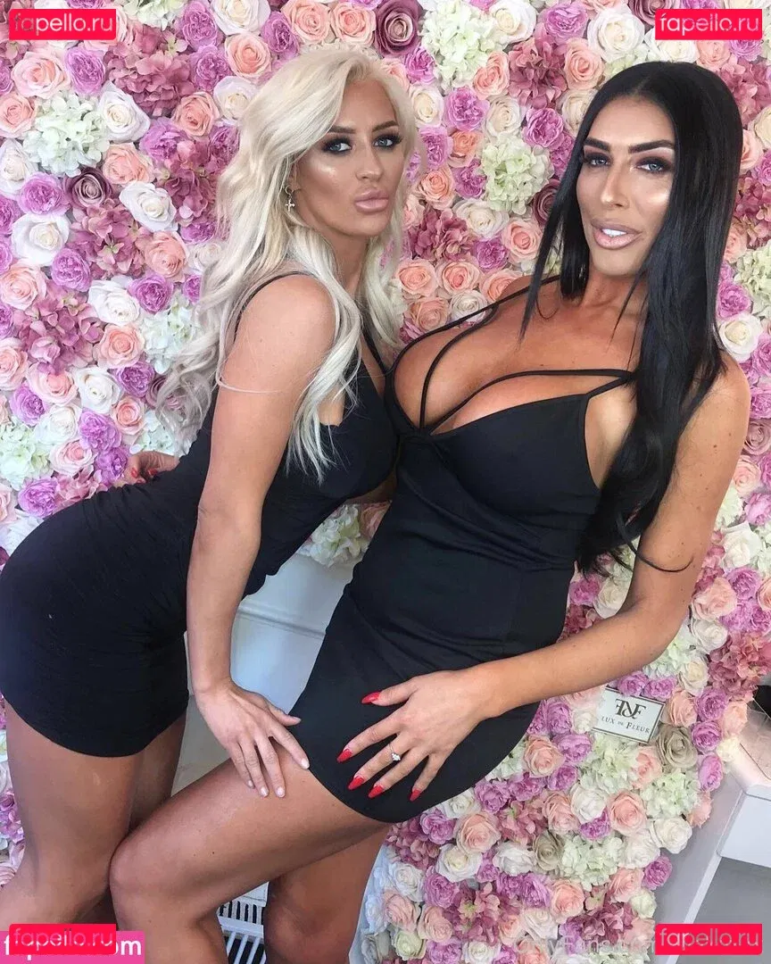 AvaKoxxx Onlyfans Photo Gallery 