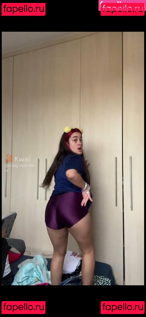 Emilly Vick Onlyfans Photo Gallery 