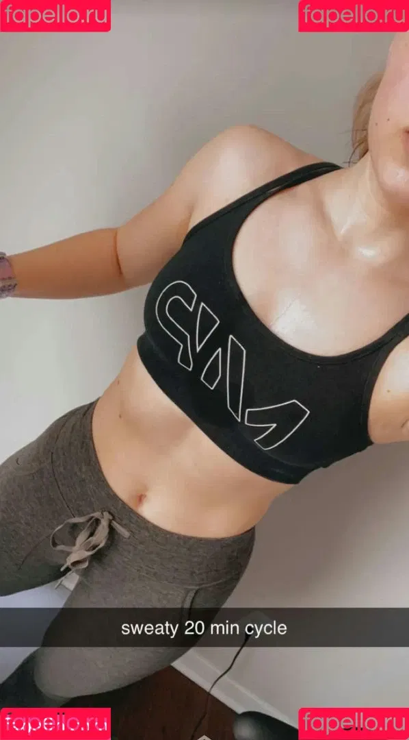 Pineapplebrat Onlyfans Photo Gallery 