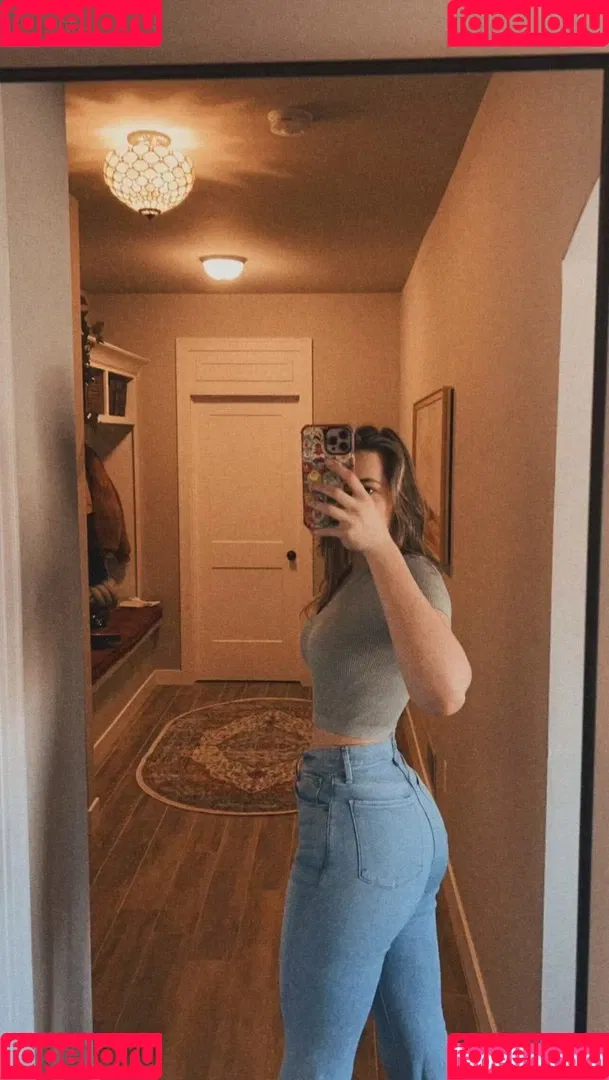 Pineapplebrat Onlyfans Photo Gallery 