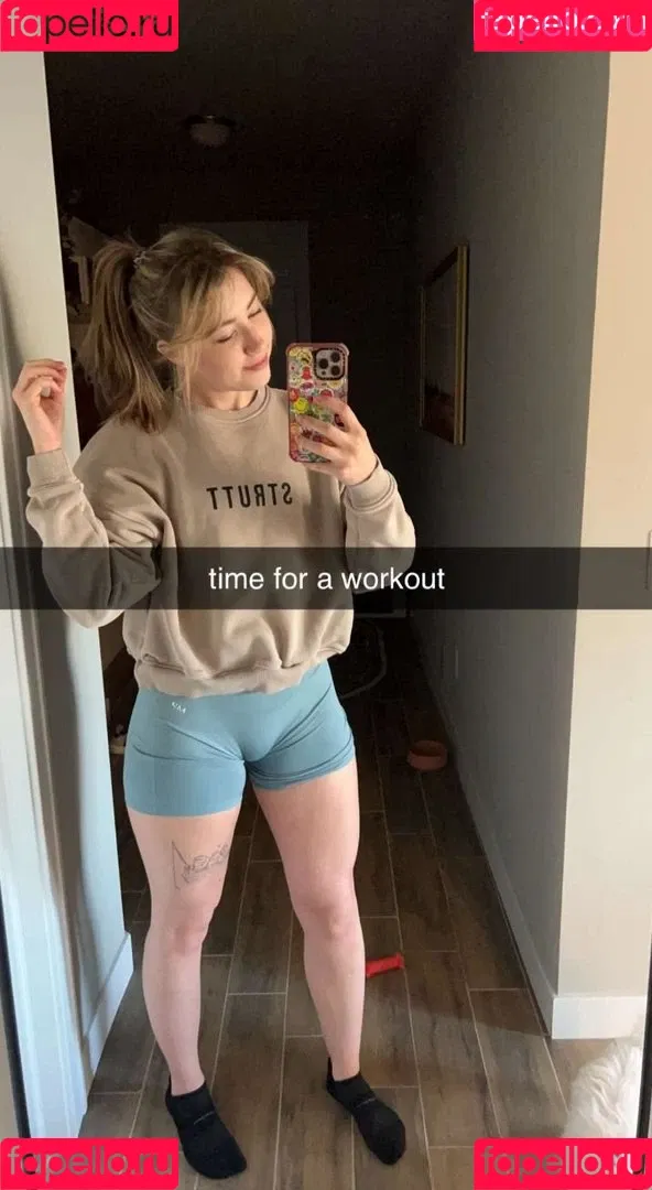 Pineapplebrat Onlyfans Photo Gallery 
