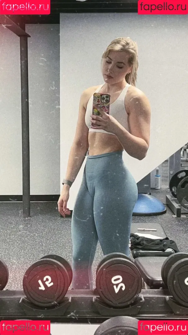 Pineapplebrat Onlyfans Photo Gallery 