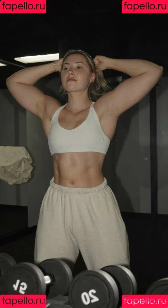 Pineapplebrat Onlyfans Photo Gallery 