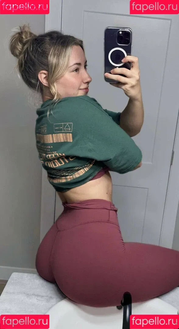 Pineapplebrat Onlyfans Photo Gallery 