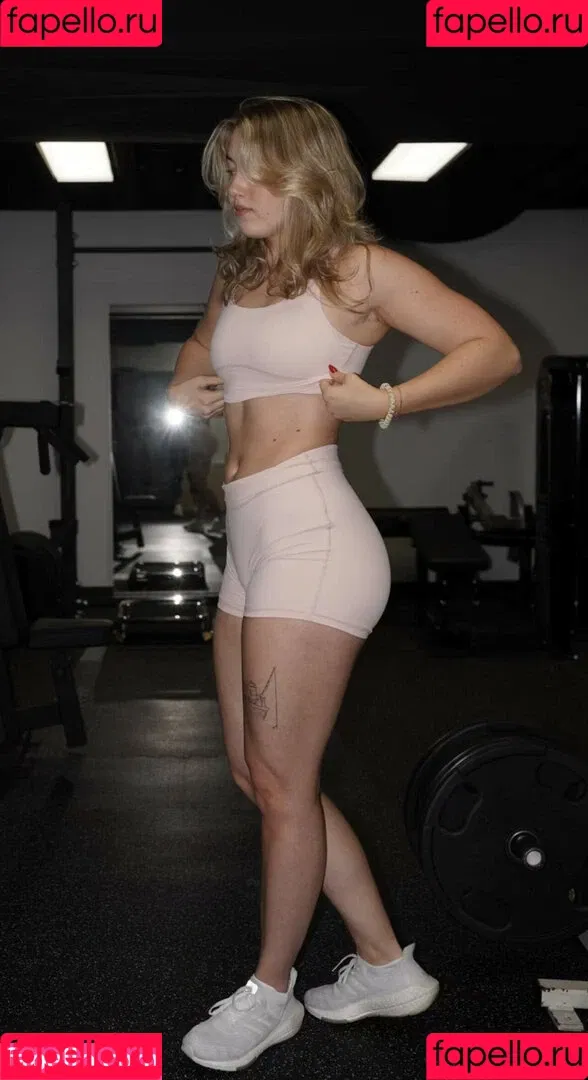 Pineapplebrat Onlyfans Photo Gallery 