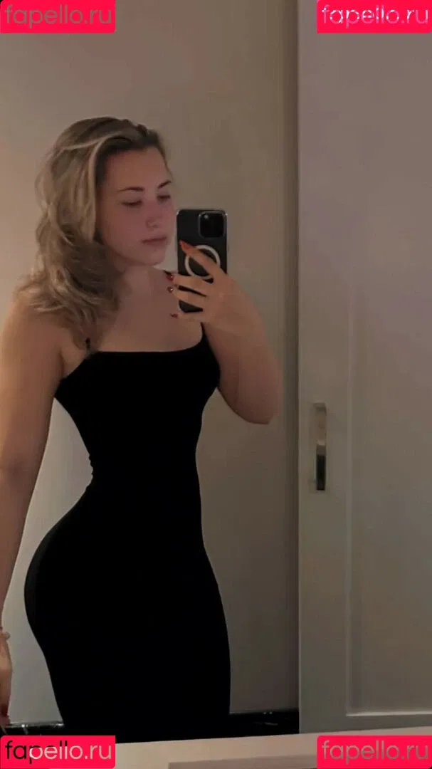 Pineapplebrat Onlyfans Photo Gallery 