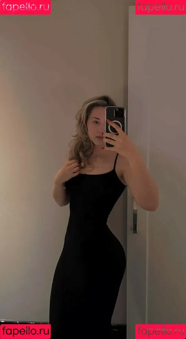 Pineapplebrat Onlyfans Photo Gallery 