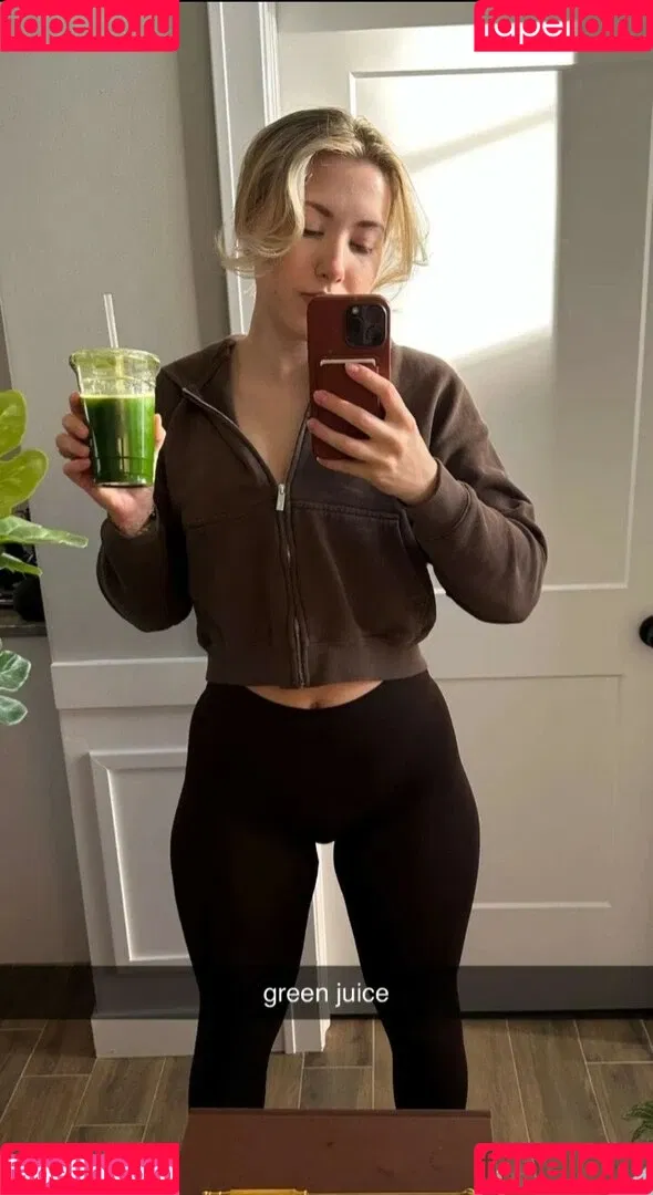 Pineapplebrat Onlyfans Photo Gallery 