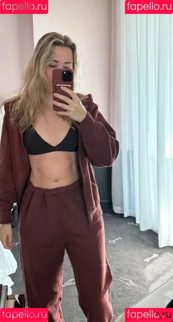 Pineapplebrat Onlyfans Photo Gallery 