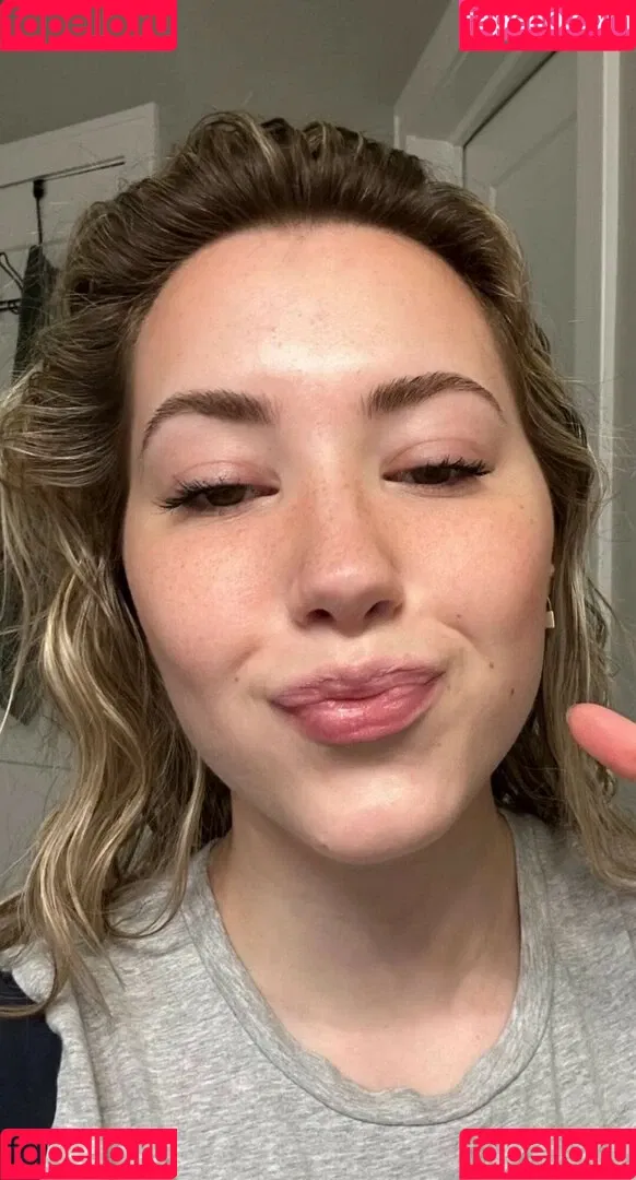 Pineapplebrat Onlyfans Photo Gallery 