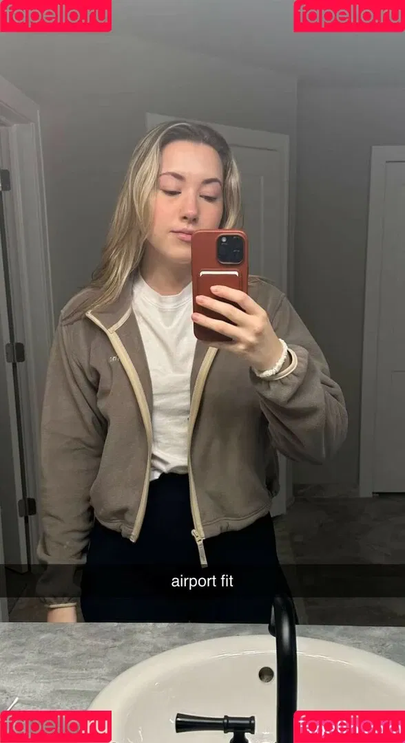 Pineapplebrat Onlyfans Photo Gallery 
