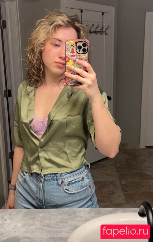 Pineapplebrat Onlyfans Photo Gallery 