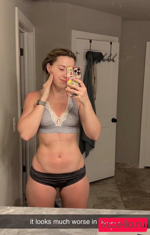 Pineapplebrat Onlyfans Photo Gallery 