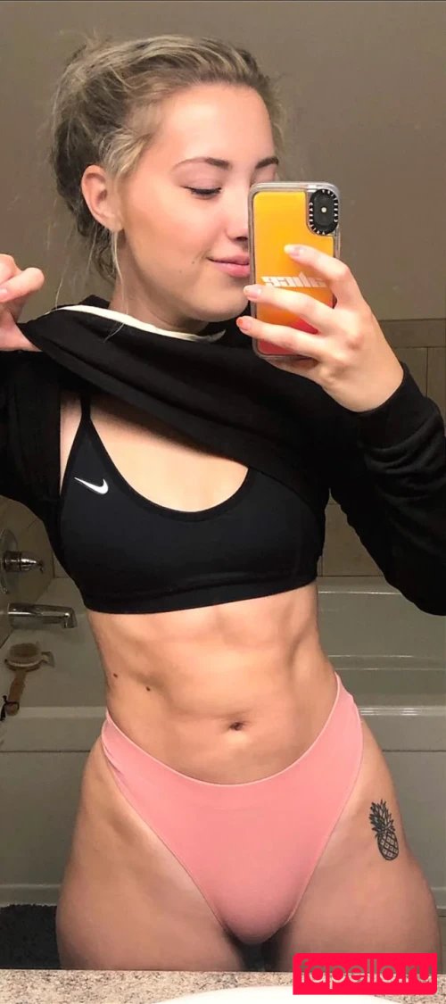 Pineapplebrat Onlyfans Photo Gallery 