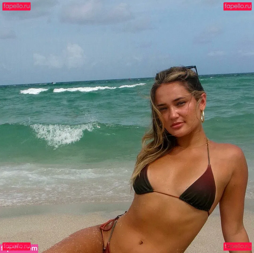 Mia Gibbs Onlyfans Photo Gallery 