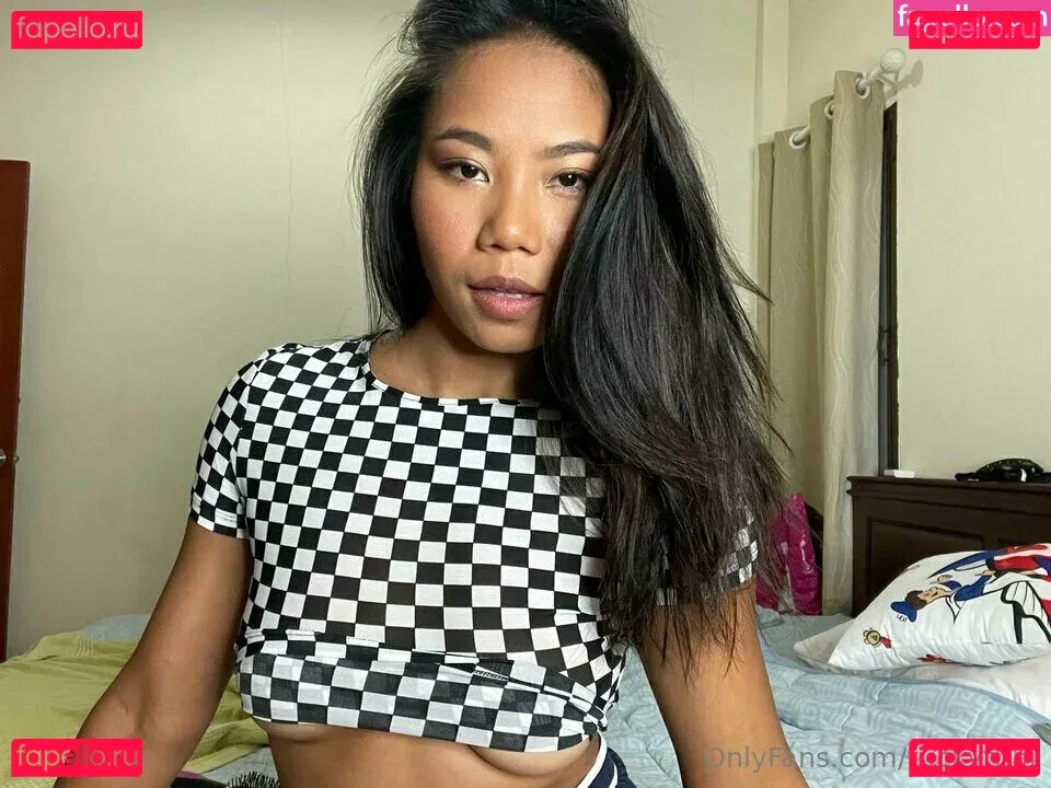 Tucky Thai Onlyfans Photo Gallery 