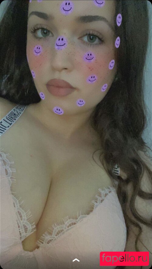 Yasmin Zbari Nude Onlyfans Photo 8