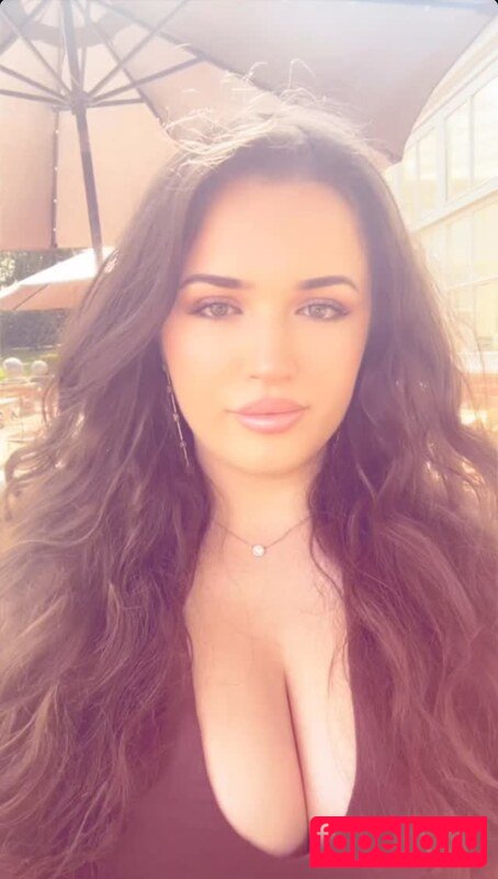 Yasmin Zbari Nude Onlyfans Photo 3