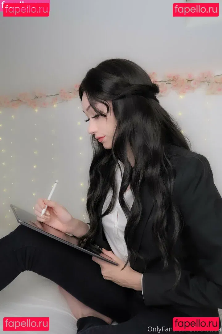 louvrissa Onlyfans Photo Gallery 