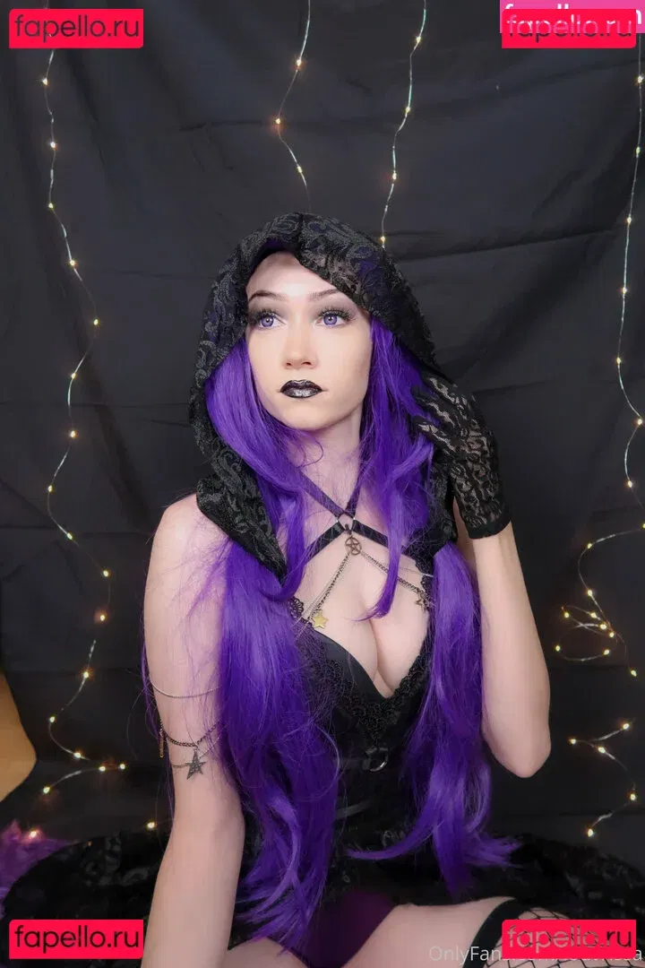 louvrissa Onlyfans Photo Gallery 