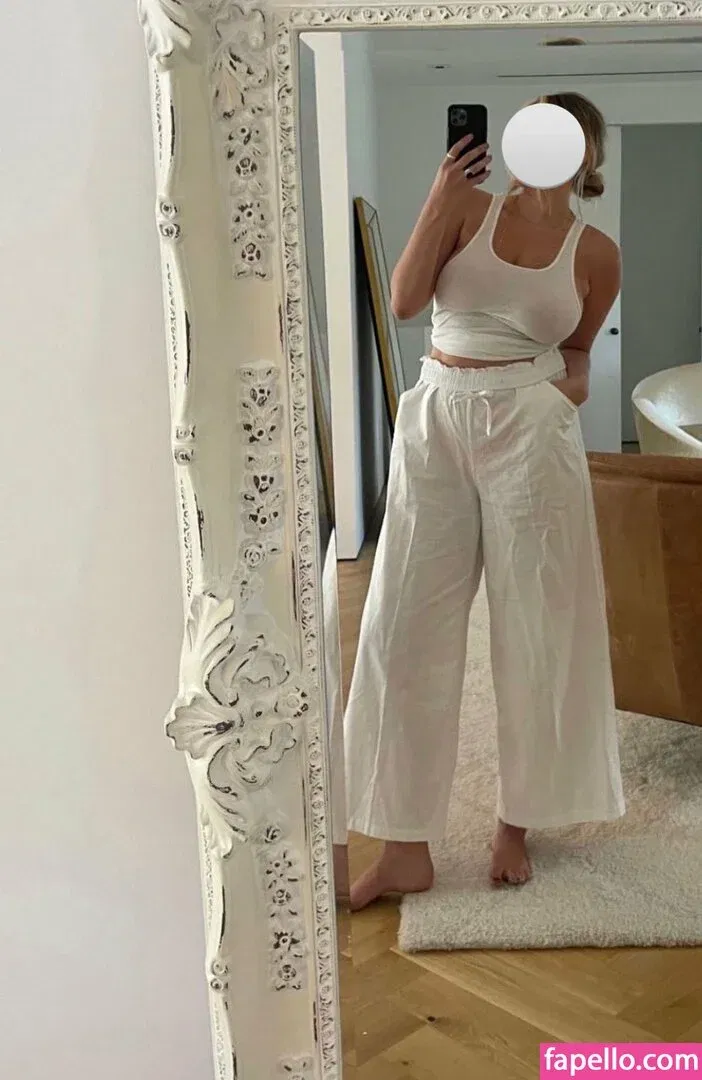 caracagl Onlyfans Photo Gallery 