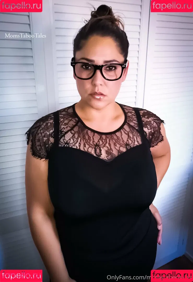 momstabootales Onlyfans Photo Gallery 
