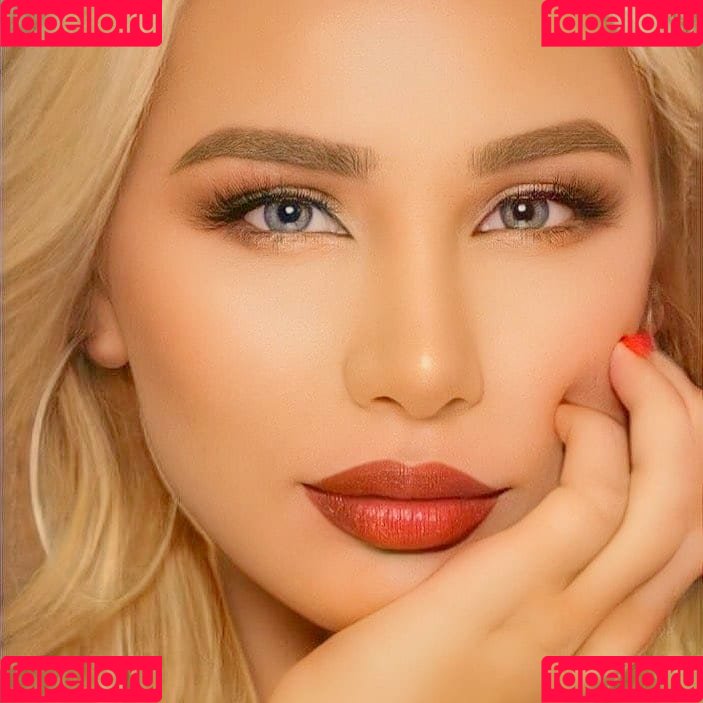 Miriam Tay Onlyfans Photo Gallery 