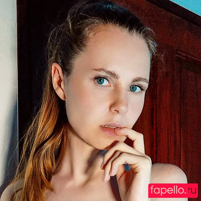 Elena Ross Nude Onlyfans Photo 20