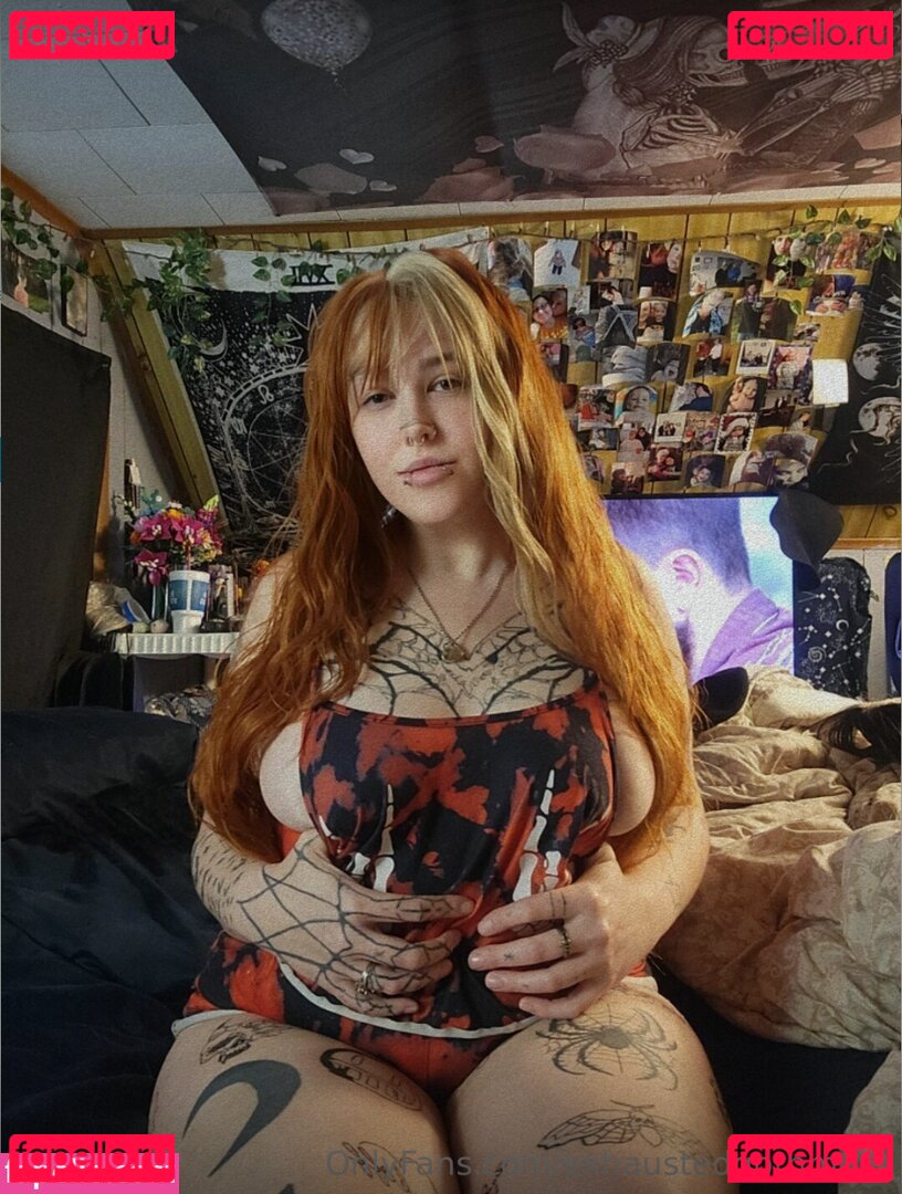 Exhaustedgothmom / Reasie97 / exhaustedgothmom... Onlyfans Photo Gallery 